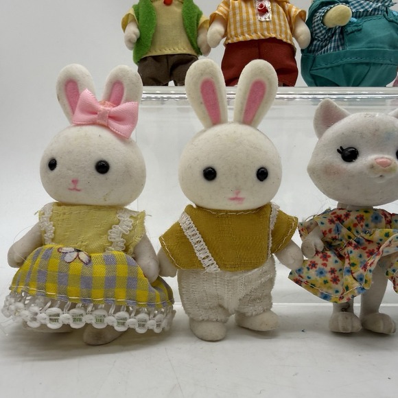 Sylvanian Families Calico Critters Lil Woodzeez Lot Mixed Rabbit Sheep Cat More - Picture 4 of 7